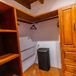 Five Queens Boutique Hotel