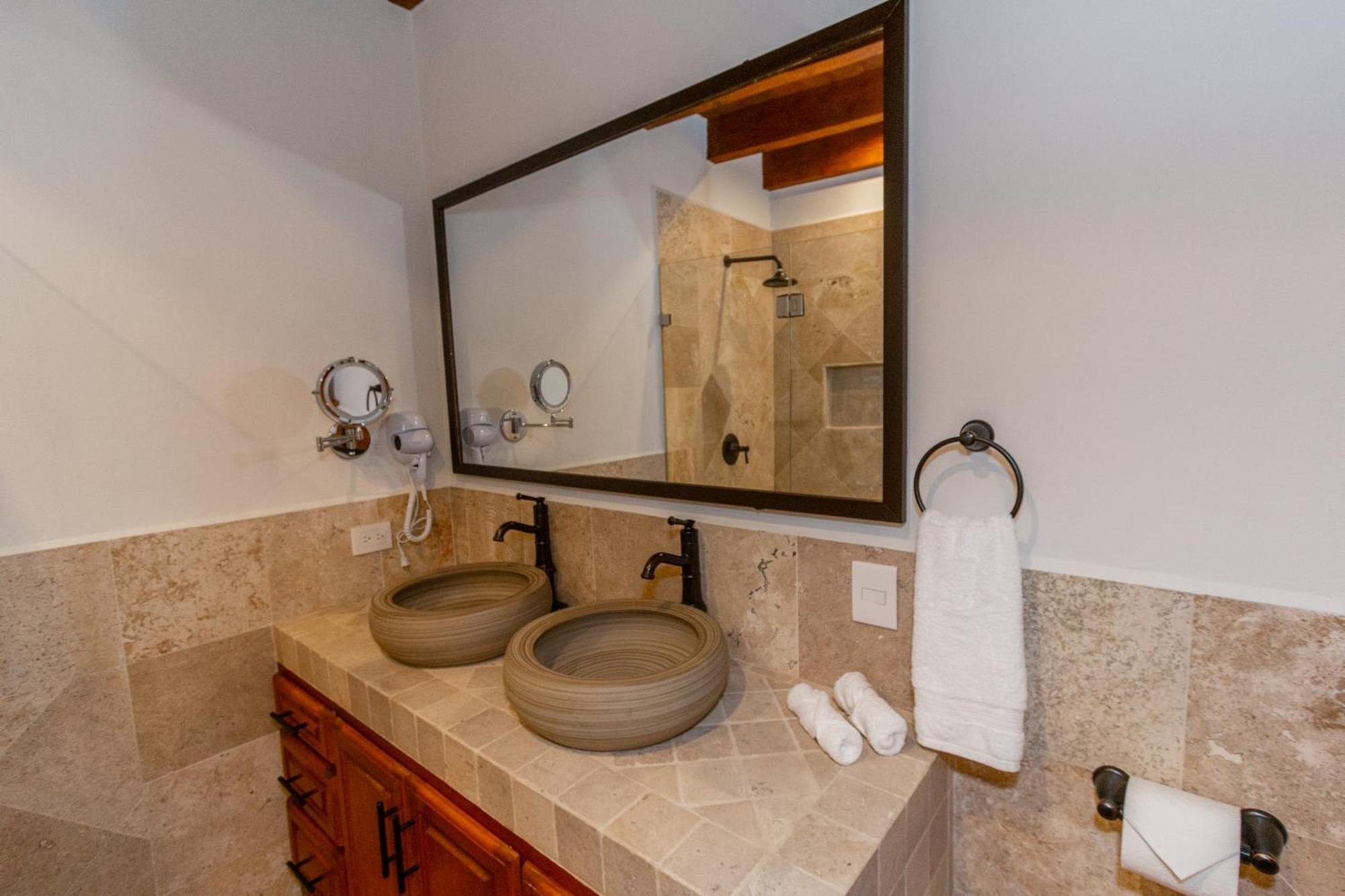 Hotel Five Queens Boutique
