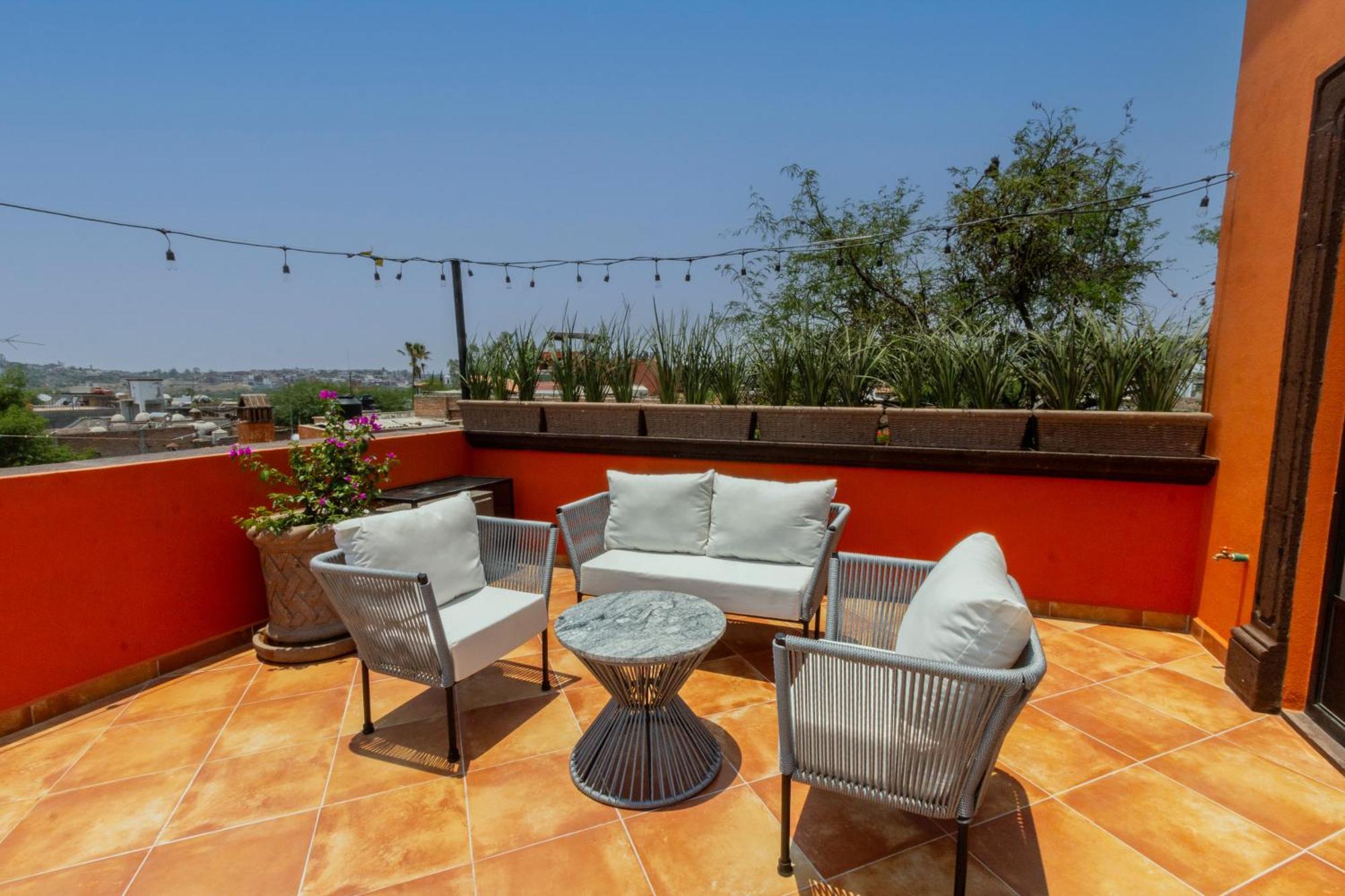 Hotel Five Queens Boutique 3*
