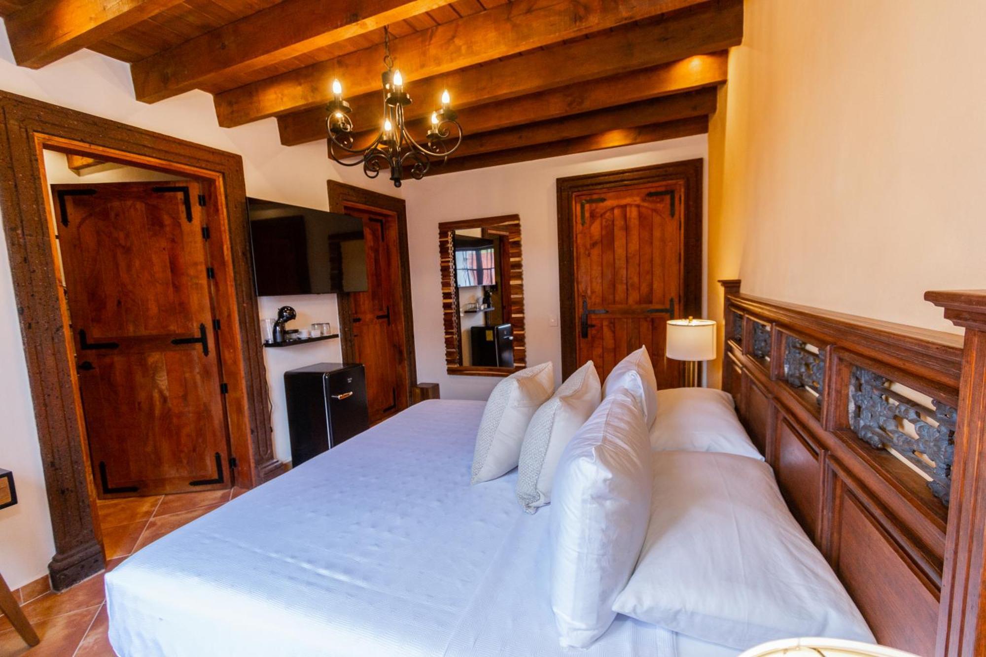 Five Queens Boutique San Miguel de Allende